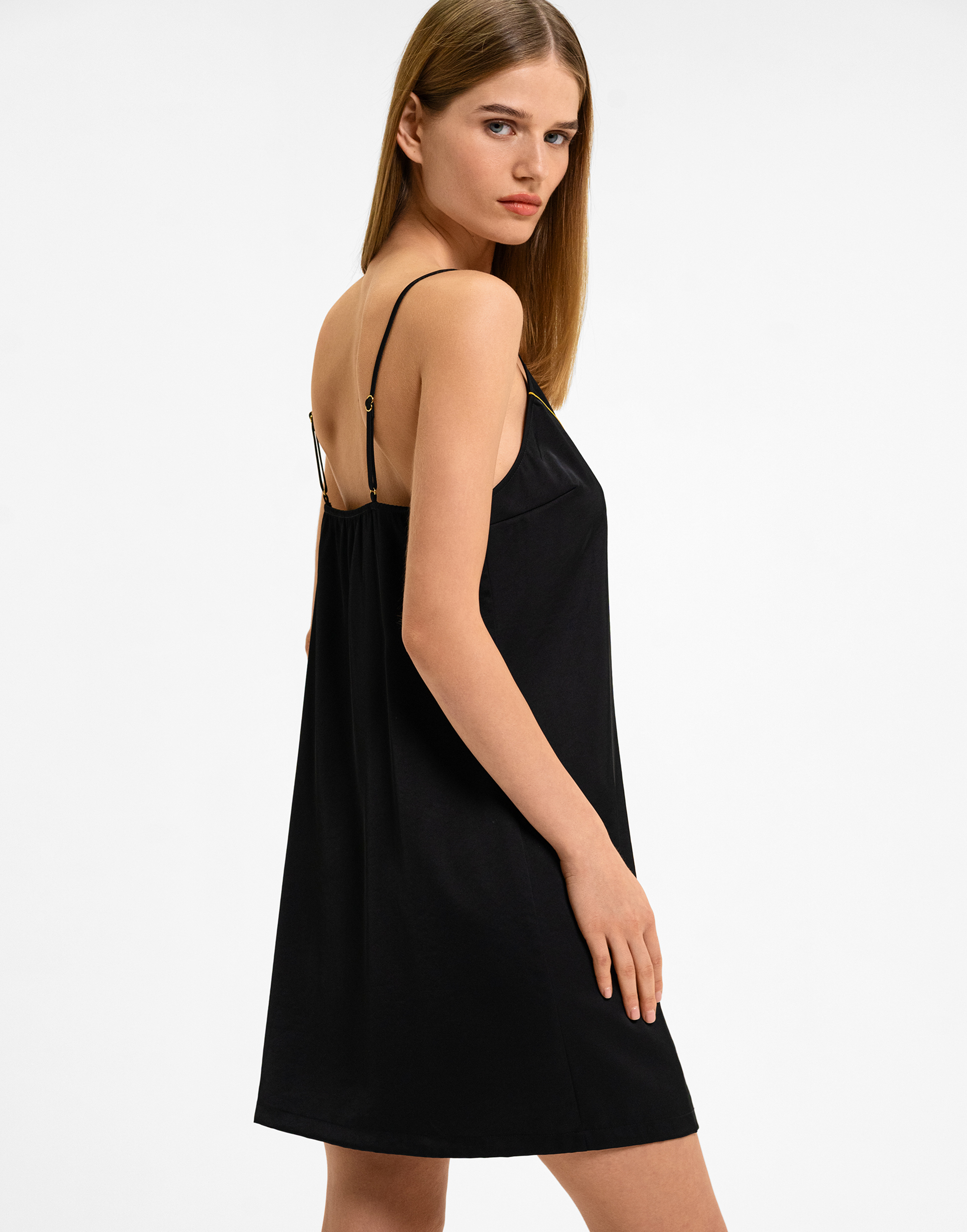 

Сорочка на бретелях PD186, Черный, Сорочка на бретелях PD186