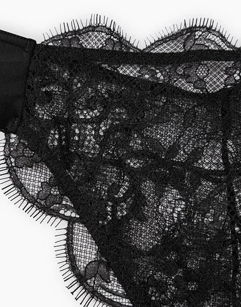 Женские трусы и бюстгальтеры - 8-3