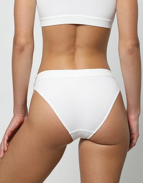 Женские трусы и бюстгальтеры - 108-3