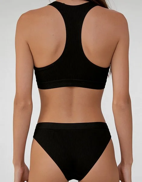 Женские трусы и бюстгальтеры - 15-5