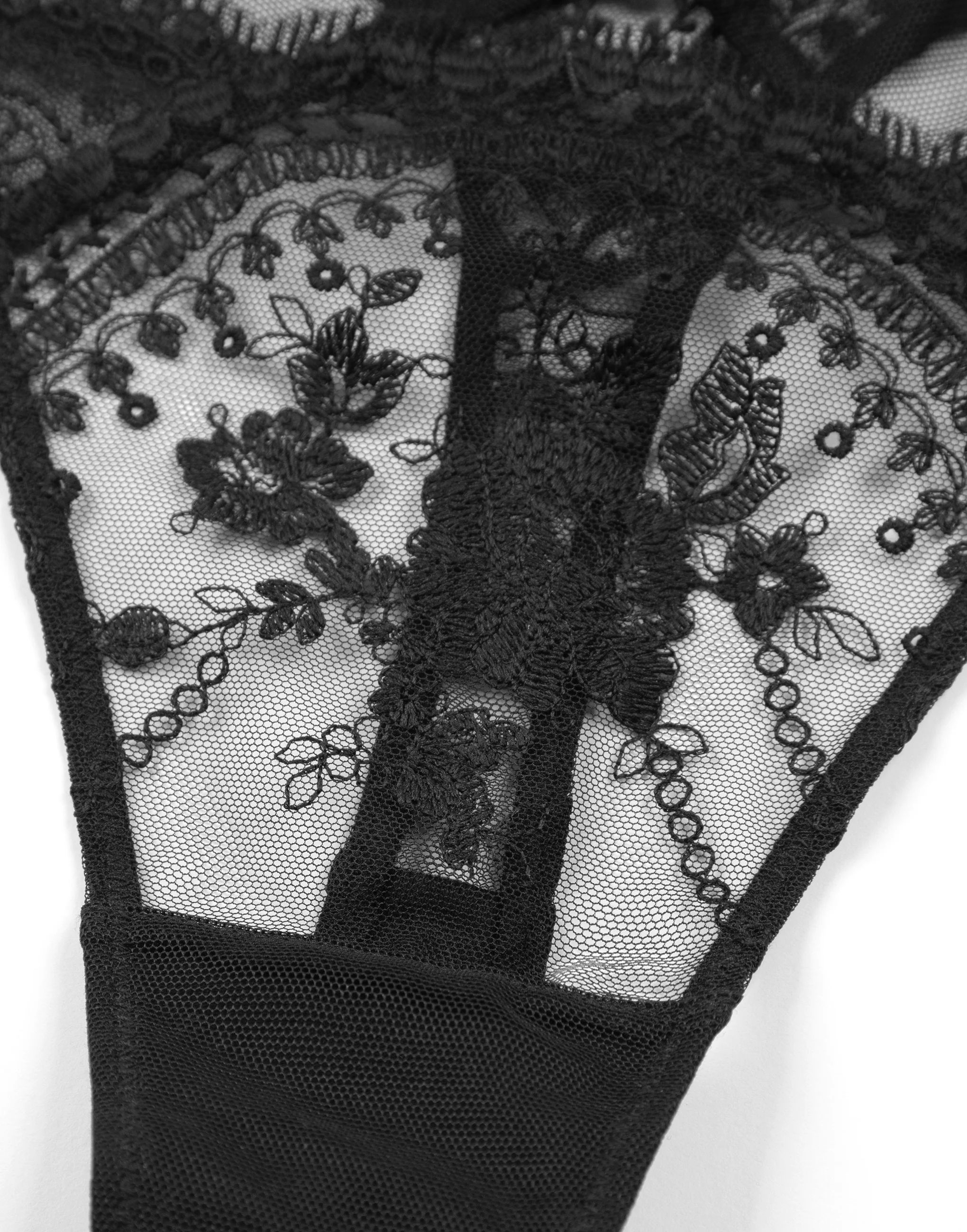 Стринги средняя посадка CD1042 черный - 5